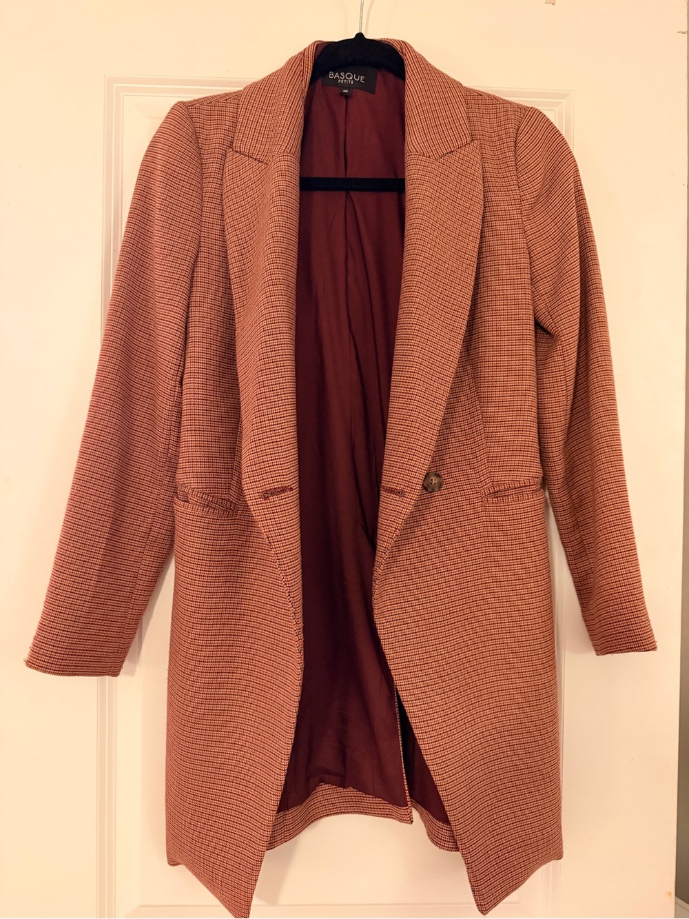 Basque Brick Rust Single-Button Textured Trench Coat